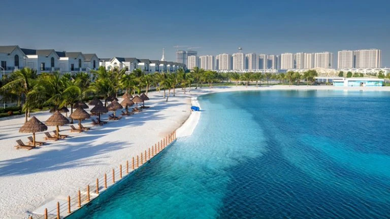 Biển hồ nước mặn 6.1 ha